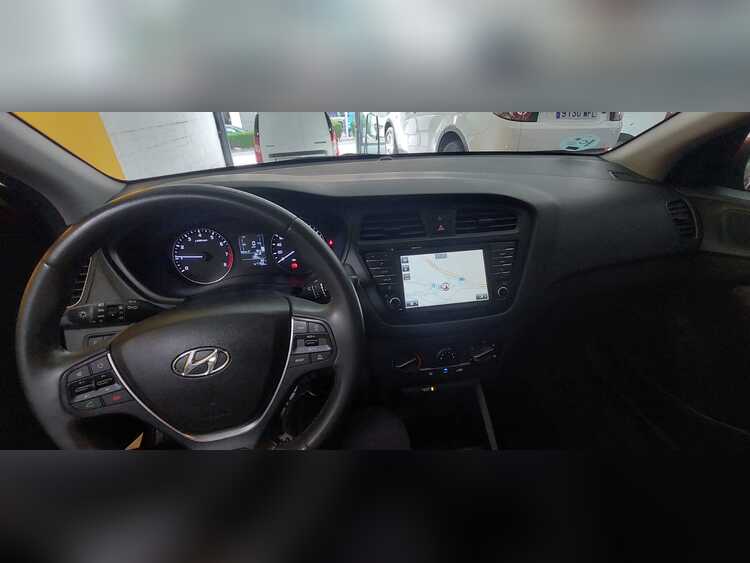 Hyundai i20  foto 13